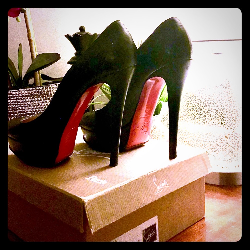 Christian Louboutin Bianca 140 Black